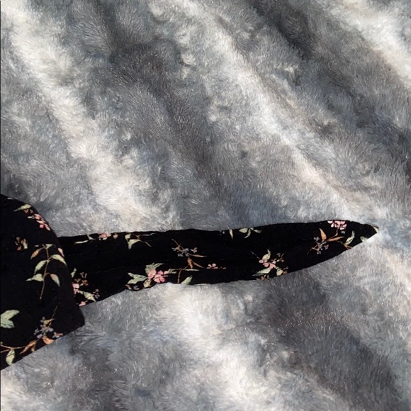 ✨ 𝙲𝚛𝚘𝚙 𝚃𝚘𝚙 𝚊𝚗𝚍 𝚂𝚔𝚒𝚛𝚝 ✨ - Picture 3 of 6